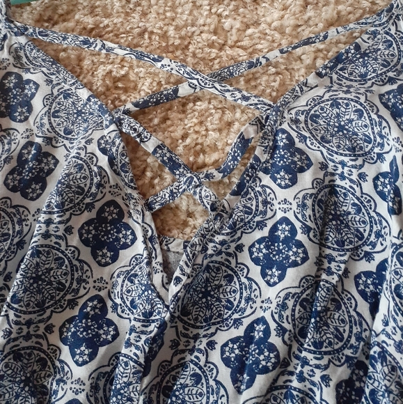 Romper - Picture 2 of 5